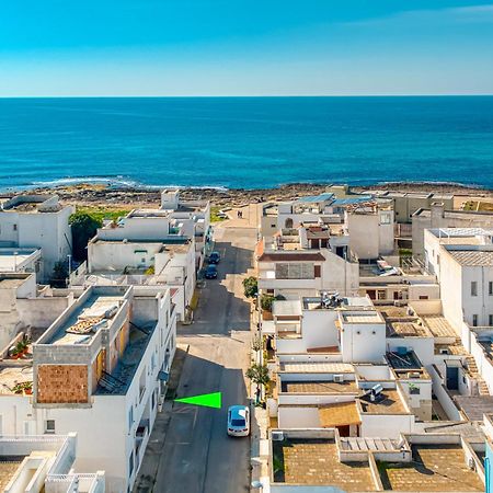 B&B Il Comandante A 100 M Dalla Spiaggia トッレ・サン・ジョヴァンニ・ウジェント エクステリア 写真