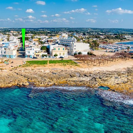 B&B Il Comandante A 100 M Dalla Spiaggia トッレ・サン・ジョヴァンニ・ウジェント エクステリア 写真